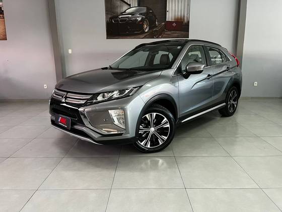 MITSUBISHI ECLIPSE CROSS 1.5 MIVEC TURBO GASOLINA HPE-S S-AWC CVT MITSUBISHI ECLIPSE CROSS 1.5 MIVEC TURBO GASOLINA HPE-S S-AWC CVT